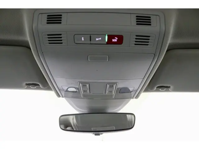 Volkswagen Polo 1.0 TSI Life antraciet 2023 Benzine 27