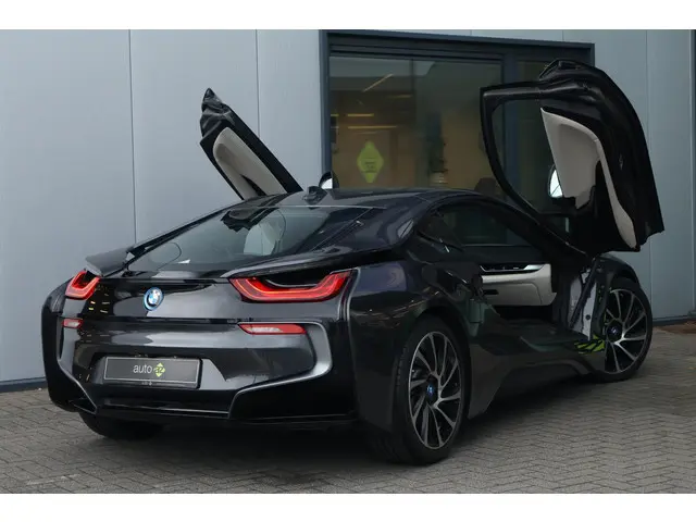 BMW i8 1.5 2015 Hybride Benzine 5