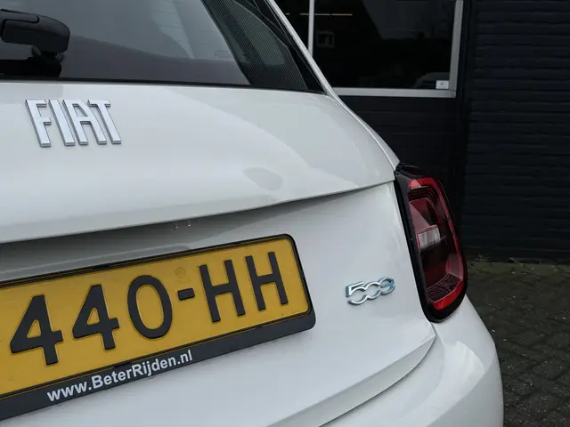 Fiat 500 Action 24 kWh, Airco, Bluetooth 2022 Elektrisch 19