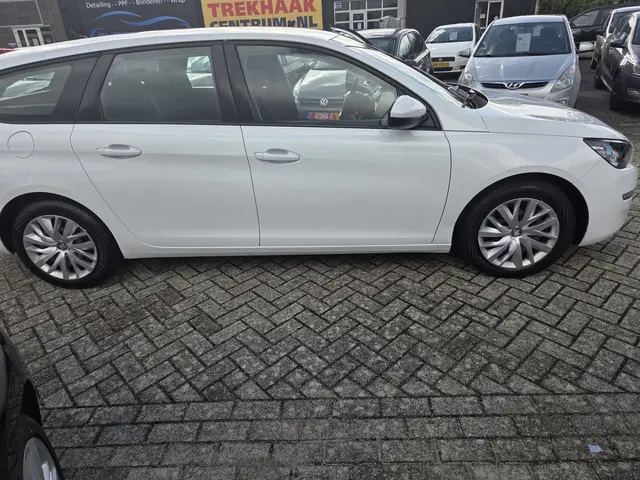 Peugeot 308 SW 1.2 PureTech Blue Lease 2015 Benzine 28