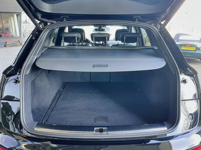 Audi Q5 40 TFSI S edition 2023 Benzine 9