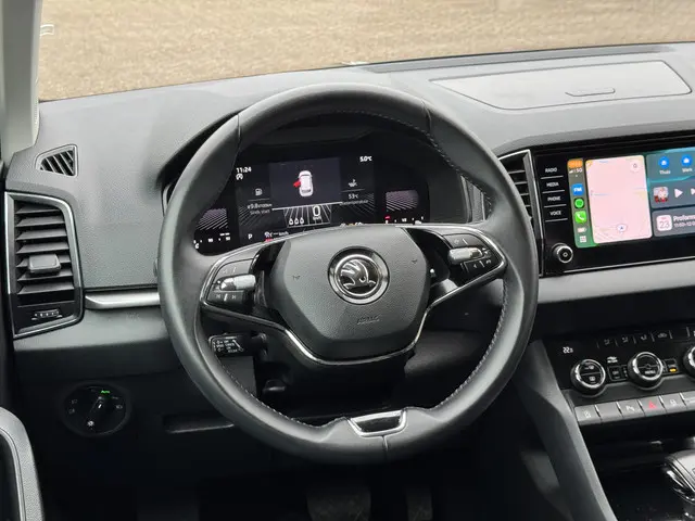 Škoda Karoq 1.5 TSI DSG ACT Ambition 2024 Benzine 8