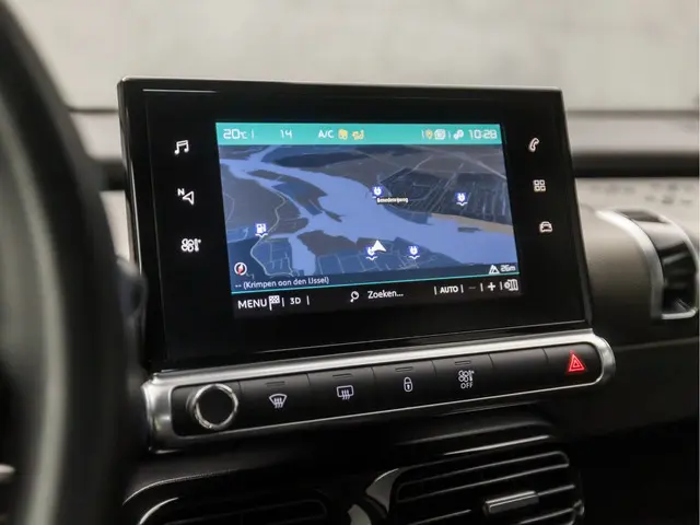 Citroën C4 Cactus 1.2 PureTech Sport 2018 Benzine 22
