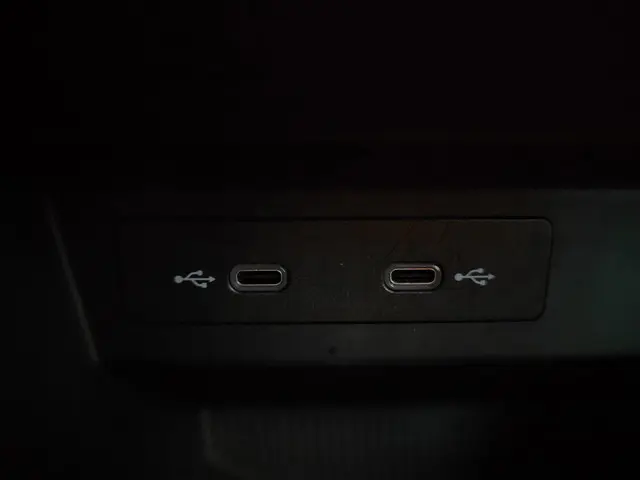 SEAT Arona 1.0 TSI DSG FR Business Intense 2021 Benzine 10