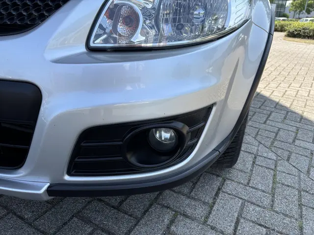 Suzuki SX4 1.6 Exclusive Automaat 2012 Benzine 22
