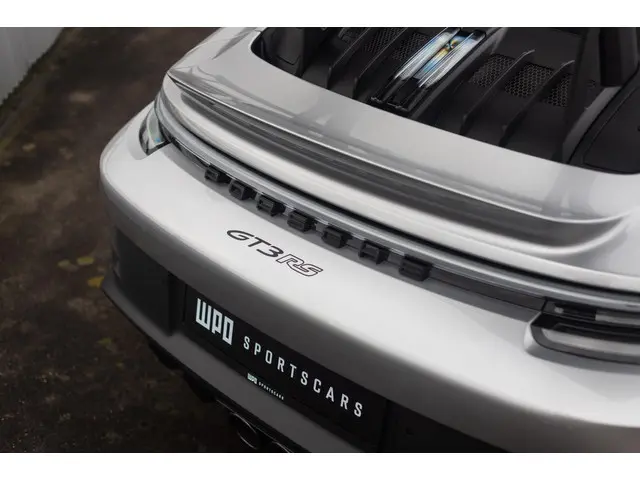 Porsche 911 4.0 GT3 RS 2023 Benzine 8