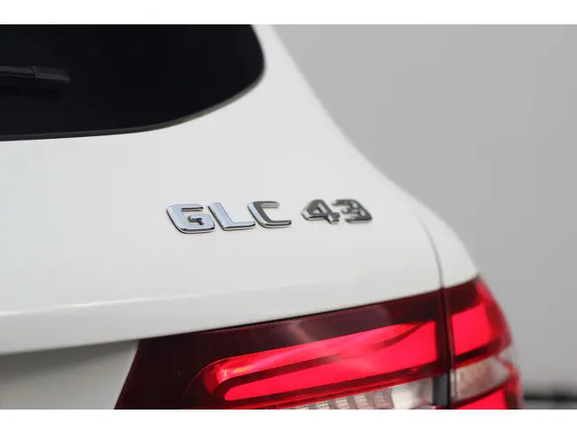 Mercedes-Benz GLC AMG 43 4MATIC 2017 Benzine 51