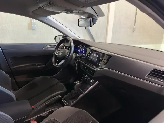 Volkswagen Polo 1.0 TSI R-Line 2022 Benzine 17