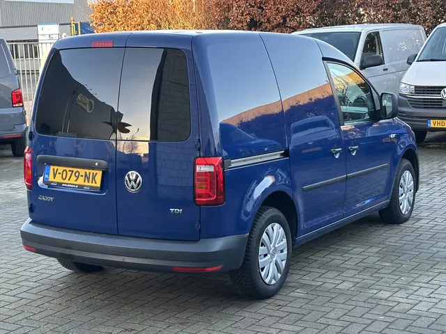 Volkswagen Caddy 2.0 TDI 102PK L1H1 AUTOMAAT 2018 Diesel 11
