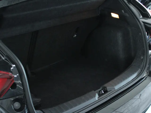 Nissan Micra 0.9 IG-T Tekna 2019 Benzine 12