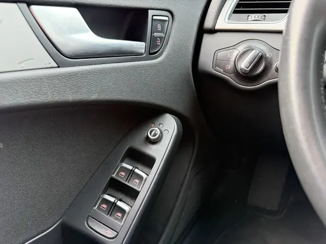 Audi A4 Avant 2.0 TDI 2013 Diesel 24