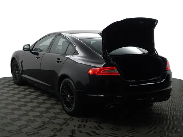 Jaguar XF 2.0 Portfolio Aut- 2014 Benzine 30