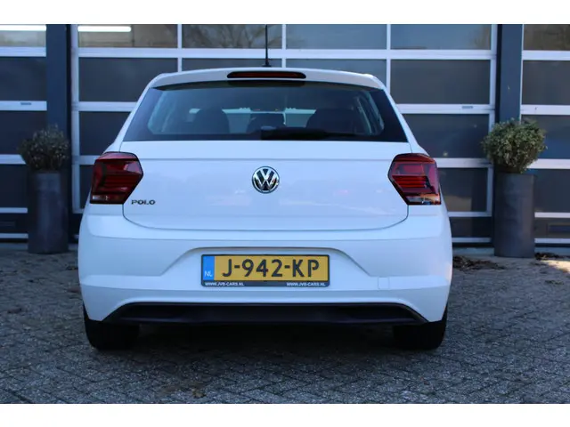 Volkswagen Polo 1.0 TSI Comfortline 2018 Benzine 7