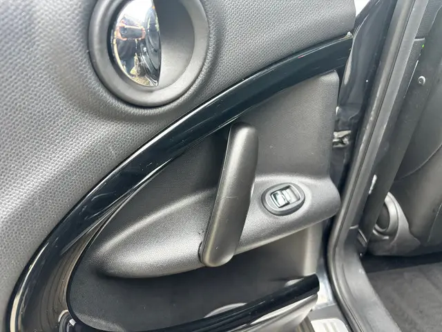 MINI Countryman Mini 1.6 Cooper ALL4 Chili 2014 Benzine 14