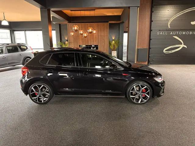 Volkswagen Polo 2.0 TSI GTI 2022 Benzine 3