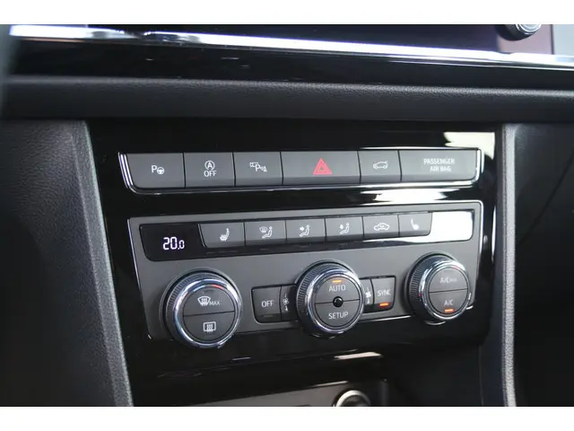 SEAT Ateca 1.5 TSI FR Business Intense 2020 Benzine 24