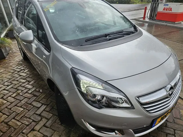 Opel Meriva 1.4 Turbo Cosmo 2015 Benzine 15
