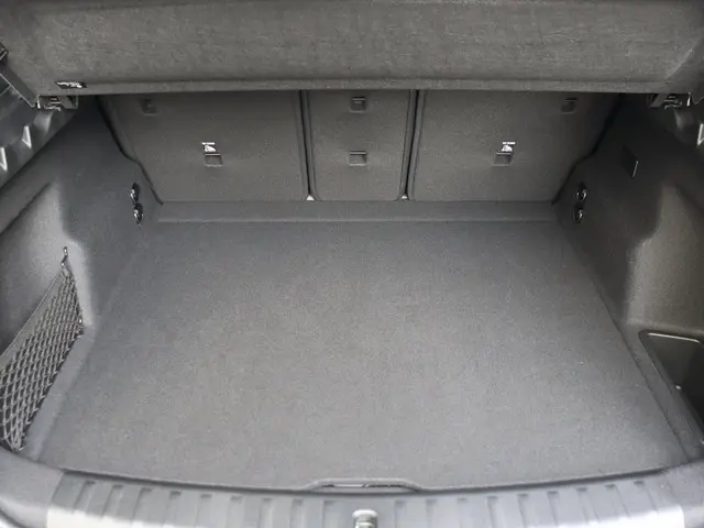 BMW X1 xDrive25e 2025 Hybride Benzine 12