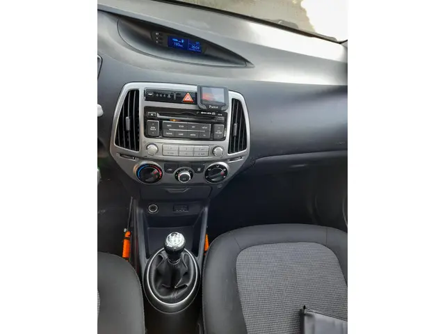 Hyundai i20 2