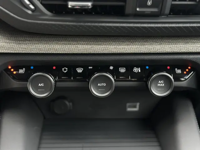 Citroën C5 X 1.2 Hybrid 145pk Max 2026 Hybride Benzine 22