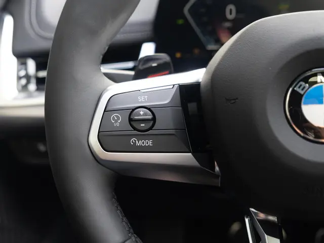 BMW X1 sDrive18i 2025 Benzine 28