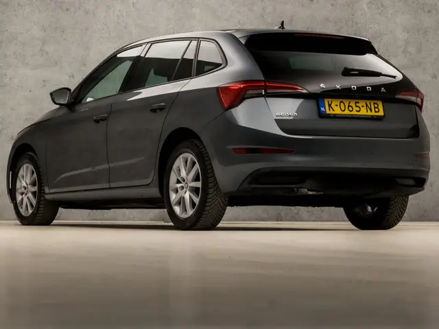 Škoda Scala 1.0 TSI Sport Deluxe 2021 Benzine 3