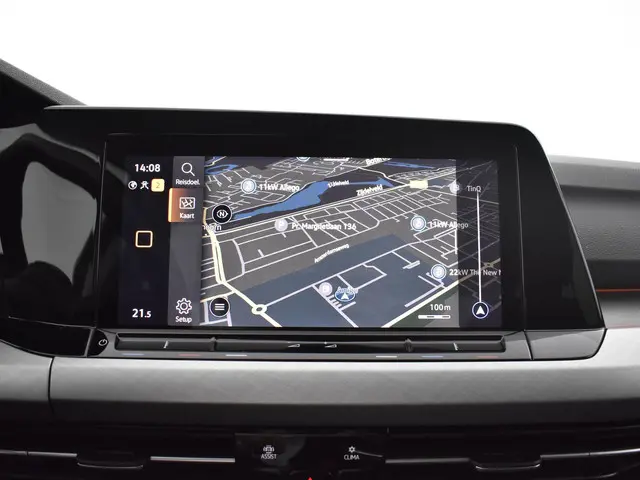 Volkswagen Golf 1.0 Tsi 110pk Life 2023 Benzine 45