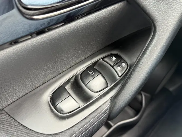 Nissan QASHQAI 1.2 Acenta 2014 Benzine 24