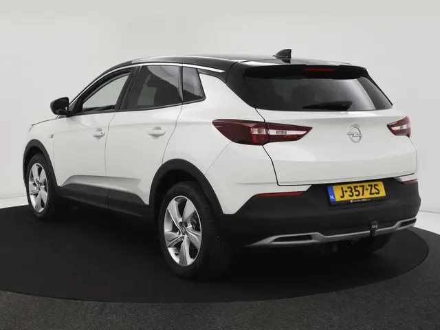 Opel Grandland X 1.2 Turbo 130pk Innovation 2019 Benzine 6