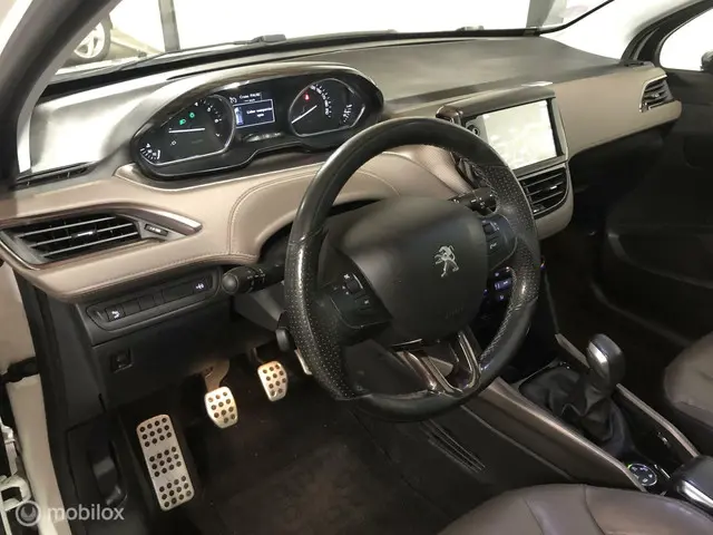 Peugeot 2008 1.6 VTi Blue Lease Executive 2013 Benzine 11