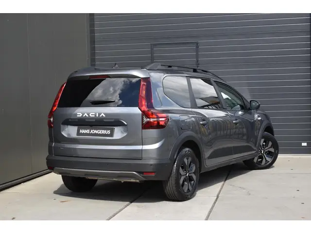 Dacia Jogger Hybrid 140 Expression 2025 Hybride Benzine 3