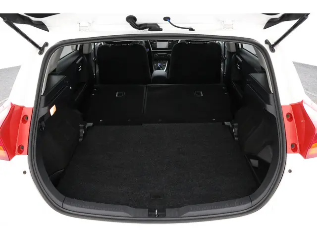 Toyota Auris 1.8 Hybrid Aspiration 2015 Hybride Benzine 26