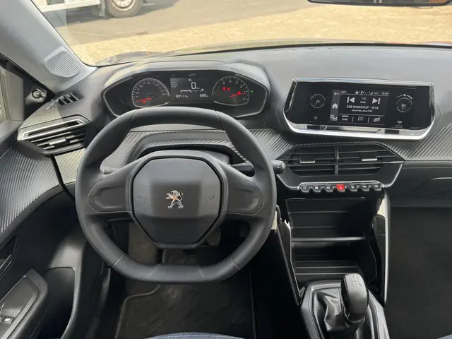 Peugeot 208 1.2 PureTech Like 2021 Benzine 23