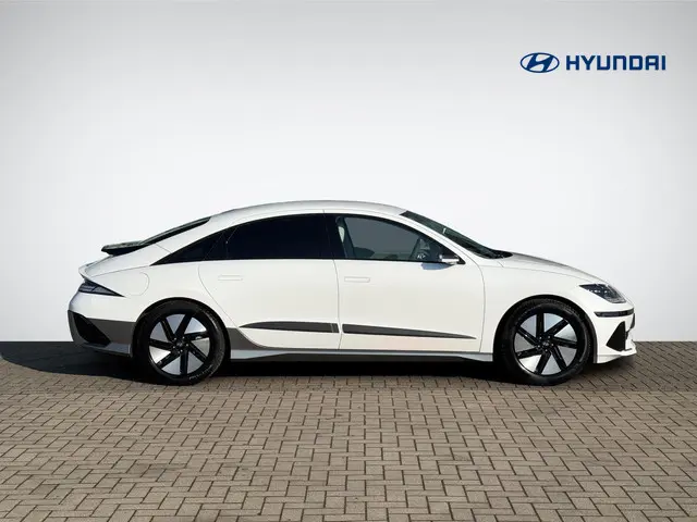 Hyundai IONIQ 6 Lounge 77.4 kWh 2023 Elektrisch 3