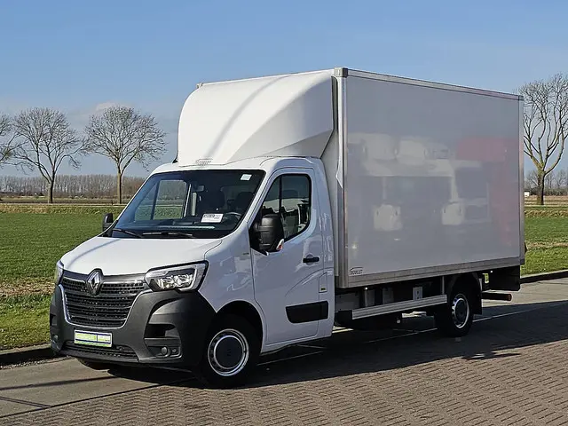 Renault Master 2.3 2023 Diesel 2