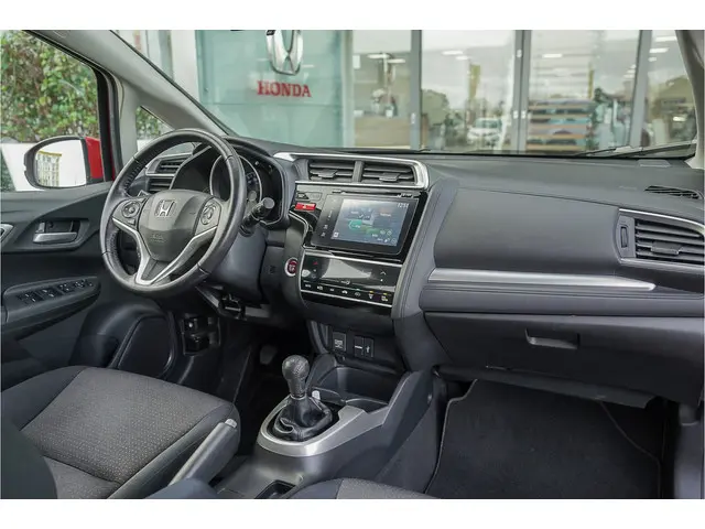 Honda Jazz 1.3i V-TEC ELEGANCE 2016 Benzine 28