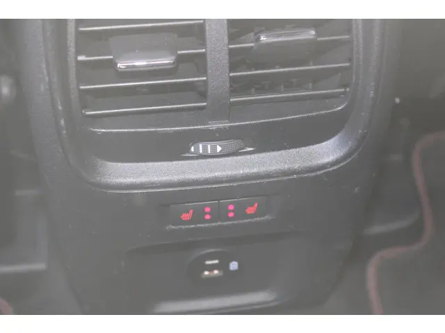 Ford Kuga 2.5 PHEV ST-Line X 2022 Hybride Benzine 31