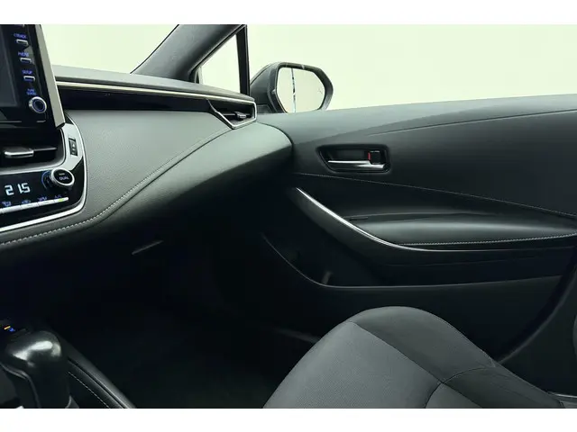 Suzuki Swace 1.8 Hybrid Style 2021 Hybride Benzine 26