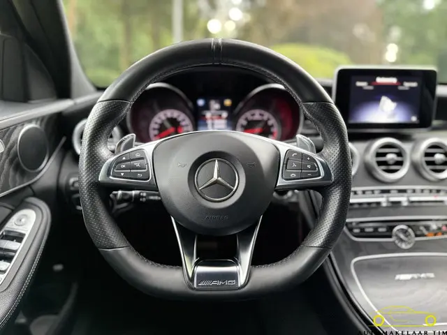 Mercedes-Benz C-Klasse 3