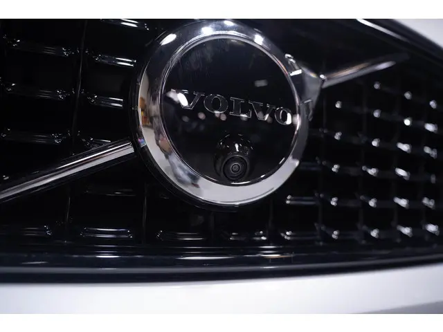 Volvo XC40 2.0 B4 Ultra Dark 2024 Benzine 21