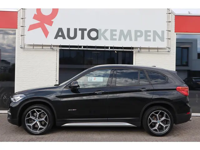 BMW X1 xDrive20i HIGH EXECUTIVE 2017 Benzine 35