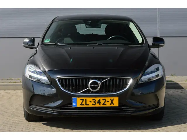 Volvo V40 1.5 T2 Polar+ 2019 Benzine 6