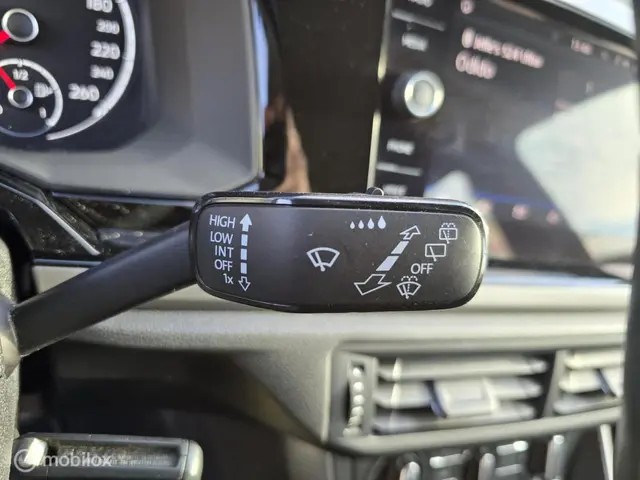 Volkswagen Polo 1.0 TSI Comfortline 2018 Benzine 21