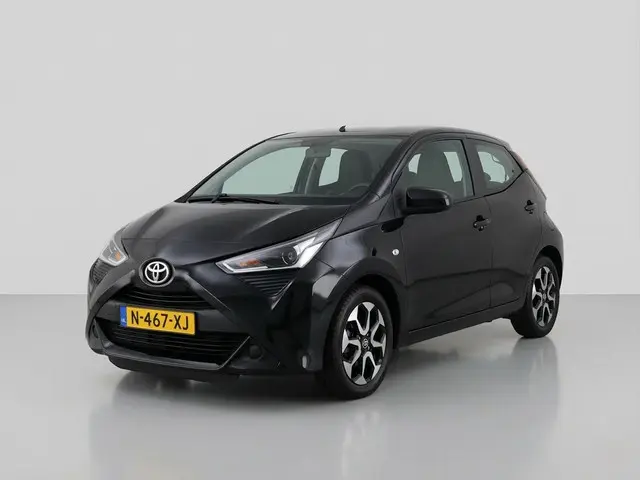 Toyota Aygo 1.0 VVT-i X-Cite 2022 Benzine 2