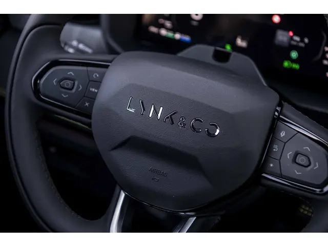 Lynk & Co 01 1.5 More 2025 Hybride Benzine 27