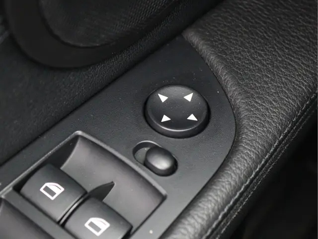 BMW Z4 Roadster sDrive18i 2013 Benzine 26