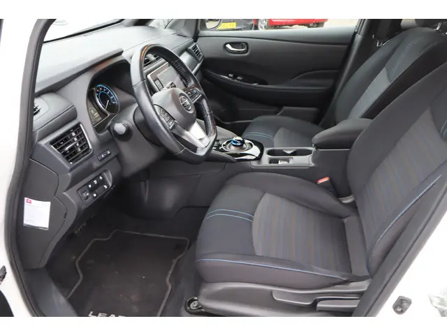 Nissan Leaf N-Connecta 40 kWh 2020 Elektrisch 19