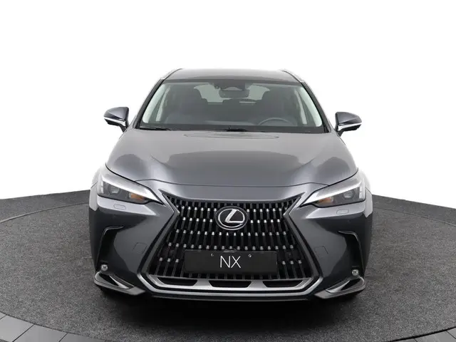 Lexus NX 450h+ AWD Launch Edition 2022 Hybride Benzine 13