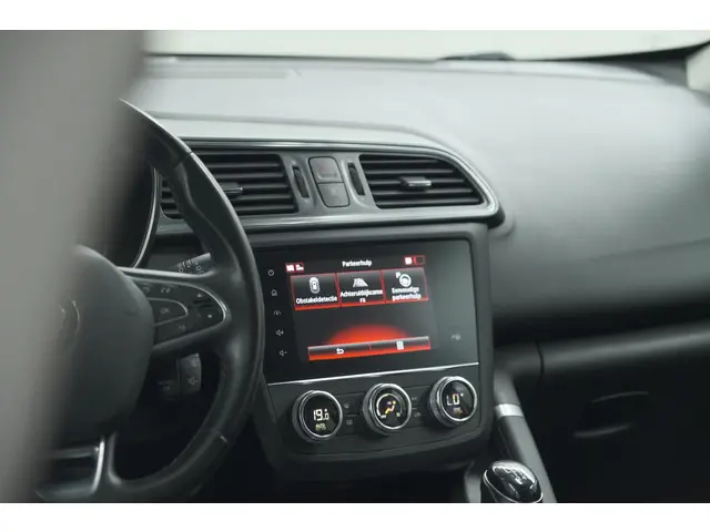 Renault Kadjar TCe 140 Intens 2019 Benzine 63