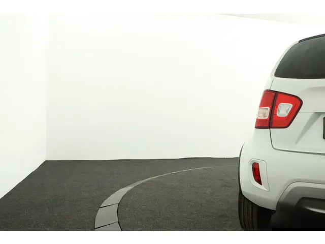 Suzuki Ignis 1.2 Smart Hybrid Style 2021 Benzine 41